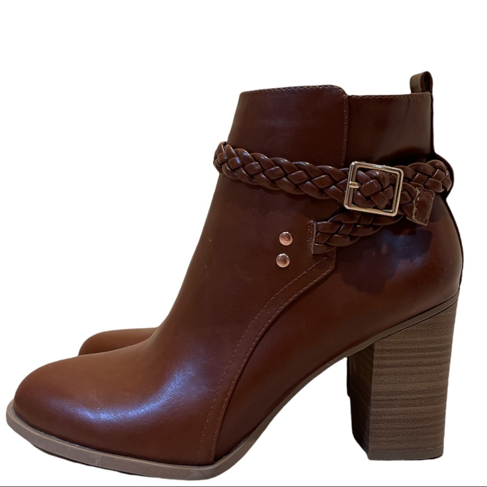 American Eagle Chunky Platform Boots size. 9.5‎ brown euc
